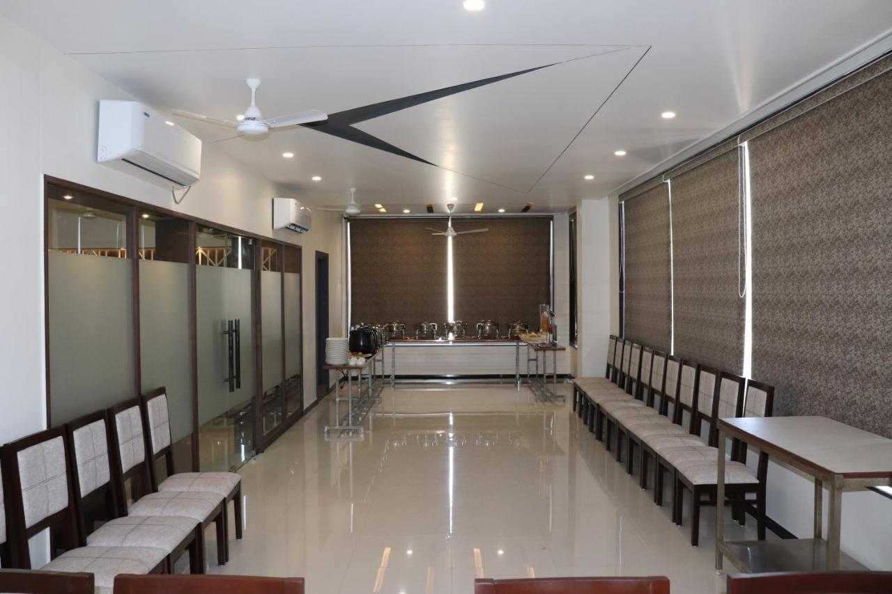 Hotel City Point Phalodi  Exterior photo