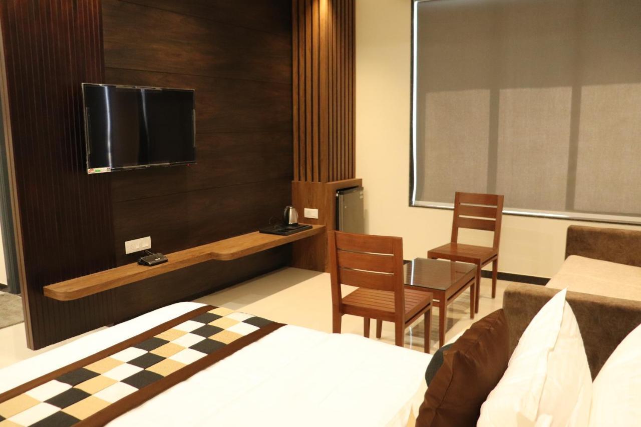 Hotel City Point Phalodi  Exterior photo