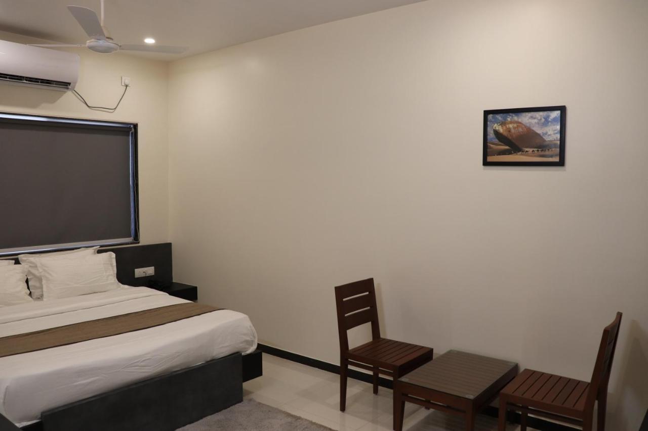 Hotel City Point Phalodi  Exterior photo